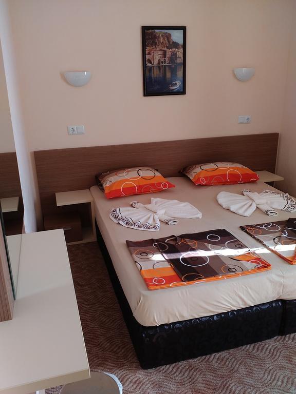 Fits Guest House Primorsko Exterior foto